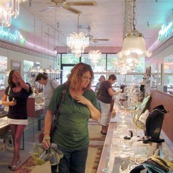 Masterpiece Jewelers - Taken during one of our many in-store events! - Jewelry Near Me - Daytona Beach, Florida Masterpiece Jewelers - Taken during one of our many in-store events! - Jewelry Near Me - Daytona Beach, Florida
