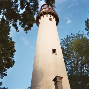 Grosse Pointe Lighthouse - Landmarks & Historical Buildings Near Me - Evanston, Illinois