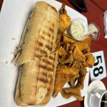 Que Bola Cuban Cafe - Cuban Near Me - Des Plaines, Illinois Que Bola Cuban Cafe - Cuban Near Me - Des Plaines, Illinois