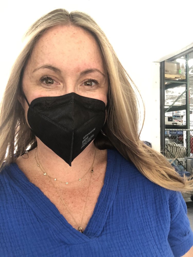 Modern Edge Salon & Spa Logo