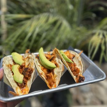 Tacos Y Mariscos 106 - Tacos de pulpo - Seafood Near Me - Inglewood, California Tacos Y Mariscos 106 - Tacos de pulpo - Seafood Near Me - Inglewood, California