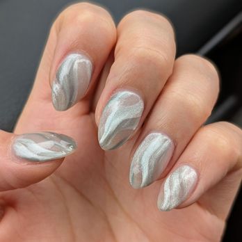 Nails Lounge - Nail Salons Near Me - Fairfax, Virginia