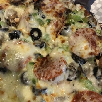 Mama's Pizza - Yummy - Pizza Near Me - Omaha, Nebraska