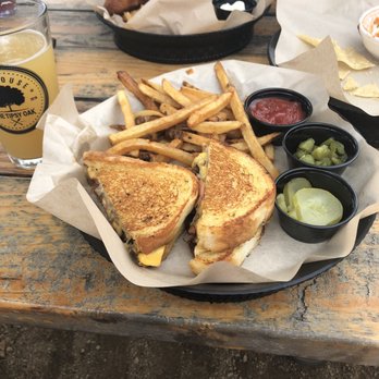 The Tipsy Oak - Gastropubs Near Me - Arlington, Texas The Tipsy Oak - Gastropubs Near Me - Arlington, Texas