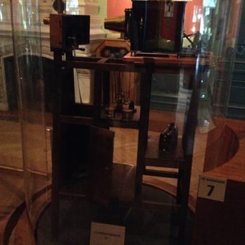 Institut Lumière - First Cinematograph - Museums Near Me - Lyon, 69