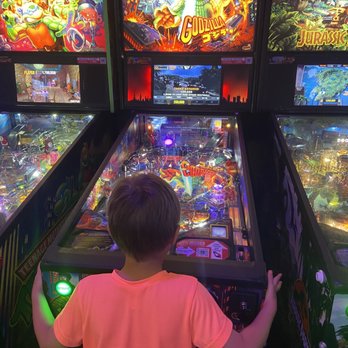 Token Game Tavern - Arcades Near Me - Knoxville, Tennessee Token Game Tavern - Arcades Near Me - Knoxville, Tennessee