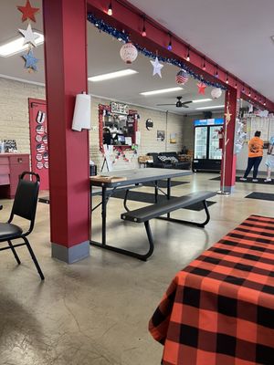 Frank's Backyard BBQ by null