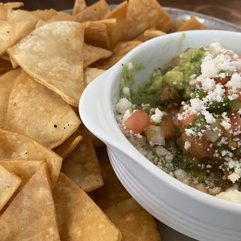 MeeMa’s - Chips & Guac - Breakfast & Brunch Near Me - Long Beach, California