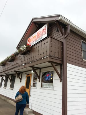 Suisse Haus Food & Spirits by null