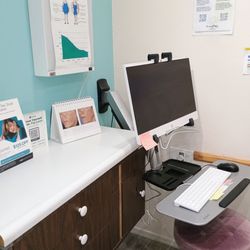 Renewed Medical Health And Beauty - Waiting area