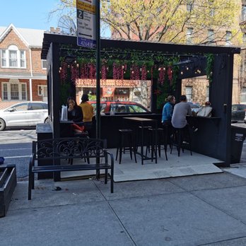 Tea and Milk - Outdoor sitting - Bubble Tea Near Me - Astoria, New York Tea and Milk - Outdoor sitting - Bubble Tea Near Me - Astoria, New York