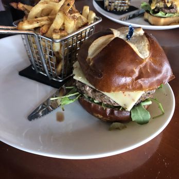 The Hangry Bison - Hangry Bison Burger - New American Near Me - Winter Park, Florida