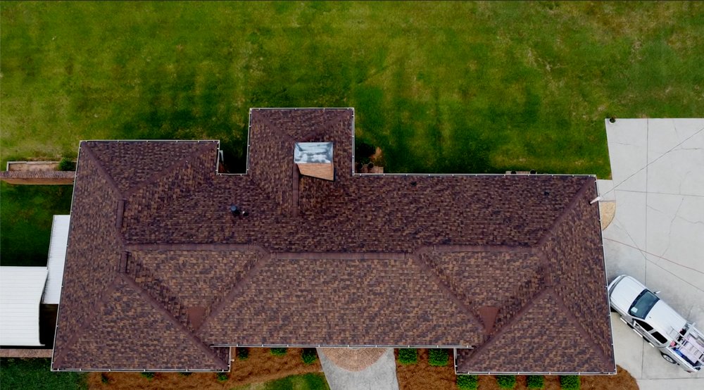 Slide of P&R Roofing