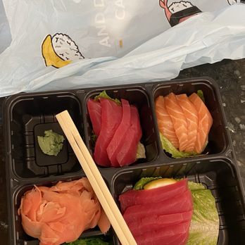 Hanami - Sashimi C (6pcs) extra tuna - Ramen Near Me - San Leandro, California