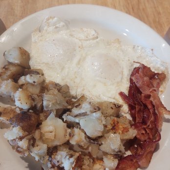 Yoolks On Us - Eggs over easy bacon and potatoes - Breakfast & Brunch Near Me - Portsmouth, Virginia Yoolks On Us - Eggs over easy bacon and potatoes - Breakfast & Brunch Near Me - Portsmouth, Virginia