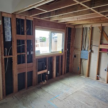 Alltek Restoration - Kitchen down to studs - Damage Restoration Near Me - Pittsburg, California Alltek Restoration - Kitchen down to studs - Damage Restoration Near Me - Pittsburg, California