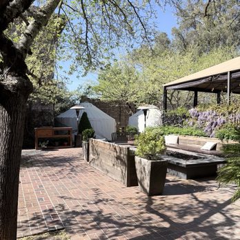The Charter Oak Restaurant - Beautiful Courtyard - New American Near Me - St Helena, California The Charter Oak Restaurant - Beautiful Courtyard - New American Near Me - St Helena, California