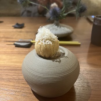 Akikos - Sushi Bars Near Me - San Francisco, California