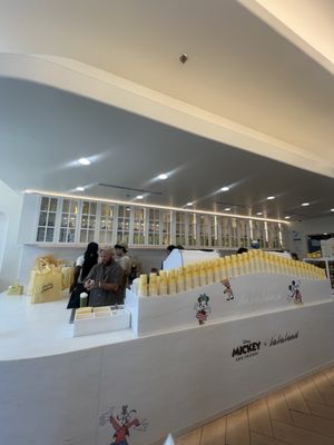 La La Land Kind Cafe by null