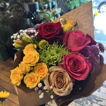 Natalini Flowers - This arrangement was $30! - Floral Designers Near Me - San Francisco, California