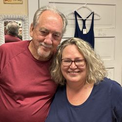 Lafayette School House Antique Mall - Great owners