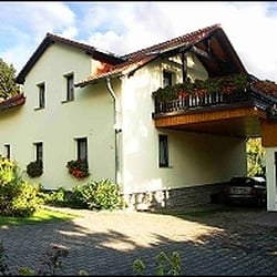 Omenzetter Ferienwohnungen - Ferien in Tabarz b. Fam.Omenzetter