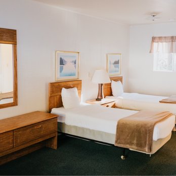 The Long Barn Lodge - The queen with two bed room in the motel - Hotels Near Me - Long Barn, California The Long Barn Lodge - The queen with two bed room in the motel - Hotels Near Me - Long Barn, California