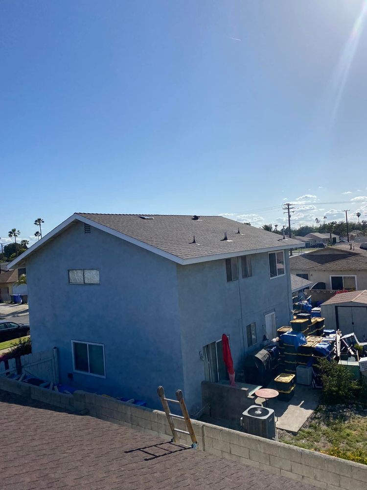 Slide of Jimgov Roofing