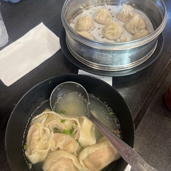 Super Juicy Dumplings - 88. Pork Wonton Soup and 12. Juicy Pork Dumplings (Sweet) - Dim Sum Near Me - Brea, California Super Juicy Dumplings - 88. Pork Wonton Soup and 12. Juicy Pork Dumplings (Sweet) - Dim Sum Near Me - Brea, California