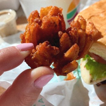 PLNT Burger - Bloomies - Vegan Near Me - Wynnewood, Pennsylvania PLNT Burger - Bloomies - Vegan Near Me - Wynnewood, Pennsylvania
