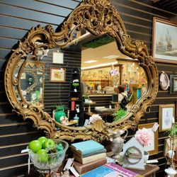 3 Strands Antique Mall