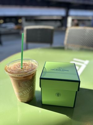 T Café by null