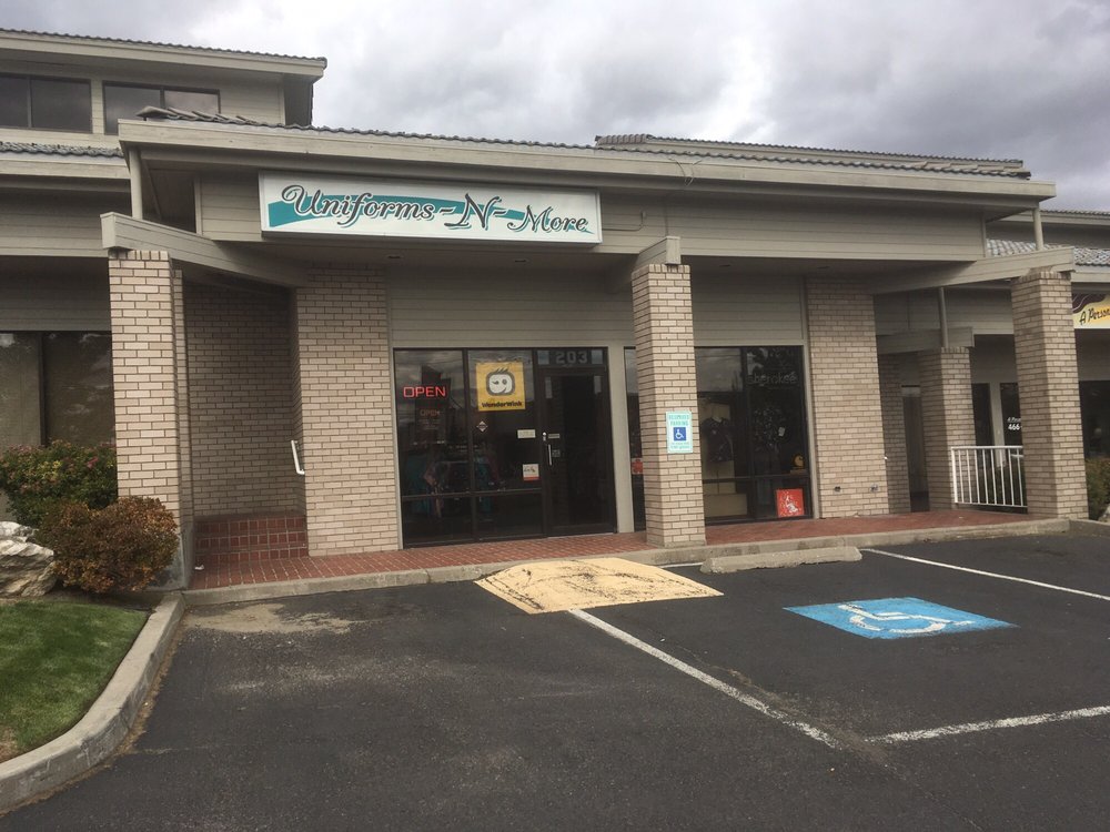 UNIFORMS N MORE NORTH Updated July 2024 33 E Lincoln Rd, Spokane