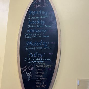 Famous Uncle Al's - American Near Me - Norfolk, Virginia
