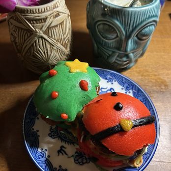 Wusong Road - Crispy Chicken Katsu Bao & Char Siu Bao - Tiki Bars Near Me - Cambridge, Massachusetts