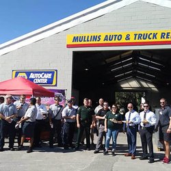 Mullins Automotive & Truck Service Center - Mullins Automotive & Truck Services, Inc. great it's customers with a smile along with great service!