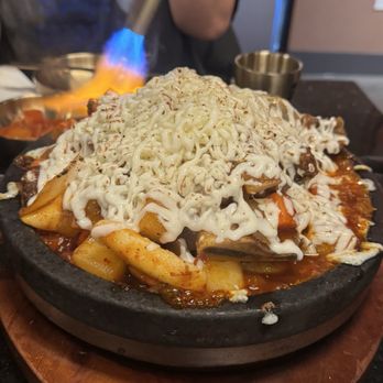 Daeho Kalbijjim & Beef Soup - Korean Near Me - Concord, California