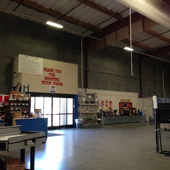 Pitco Foods - the inside of a warehouse - Grocery Near Me - West Sacramento, California Pitco Foods - the inside of a warehouse - Grocery Near Me - West Sacramento, California