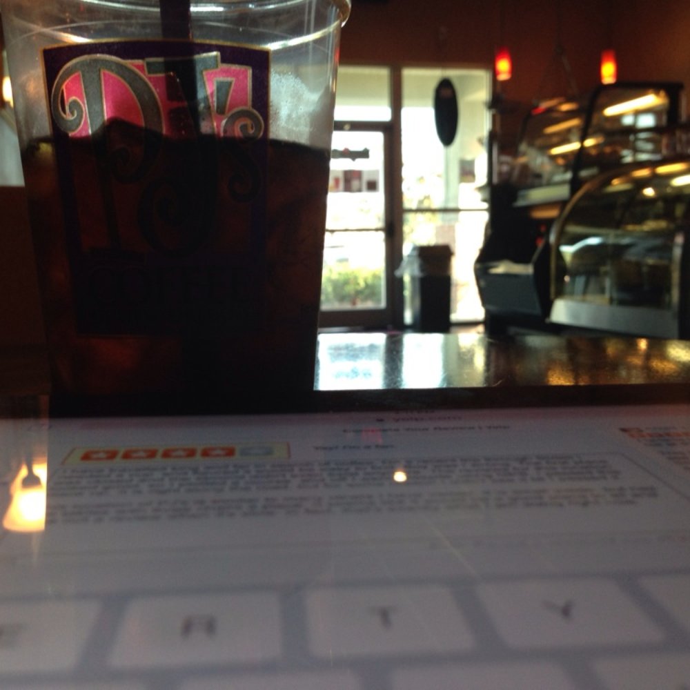 Writing my review inside the shop. Writing my review inside the shop.
