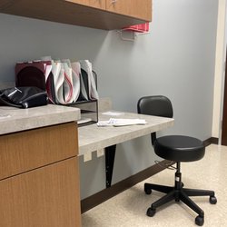 Heart and Vascular Institute of Texas - Waiting...