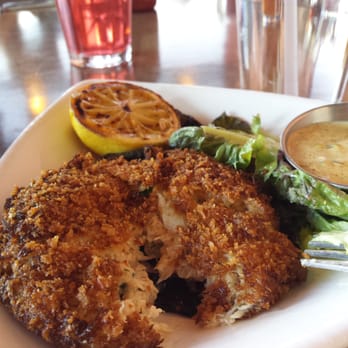 Angela's Kitchen - 4/2016 crabcake appetizer - New American Near Me - Surprise, Arizona