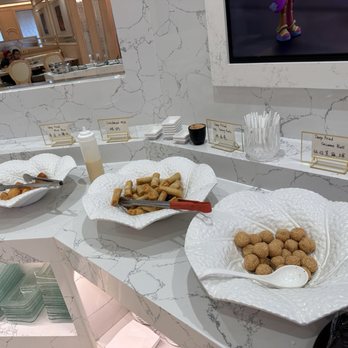 Awesome Hotpot & BBQ - Side buffet table - Hot Pot Near Me - Richmond Hill, Ontario