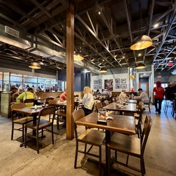 Q39 Midtown - Barbeque Near Me - Kansas City, Missouri