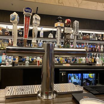 AMC Foothills 15 - Bar - Cinema Near Me - Tucson, Arizona