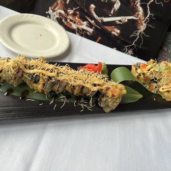 Kashiwa - Godzilla roll-9/10, Pheonix roll-9.5/10(Husband's ratings) - Salad Near Me - Menominee, Michigan Kashiwa - Godzilla roll-9/10, Pheonix roll-9.5/10(Husband's ratings) - Salad Near Me - Menominee, Michigan