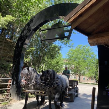 Lost Canyon Tours - Amusement Parks Near Me - Wisconsin Dells, Wisconsin