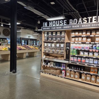 MOM's Organic Market - Grocery Near Me - Paramus, New Jersey MOM's Organic Market - Grocery Near Me - Paramus, New Jersey