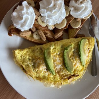 Dulce Mami Cafe - Egg omelette & churro french toast - Cafes Near Me - Chicago, Illinois
