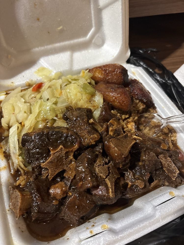 Food from La Jamaica Authentic Island Food