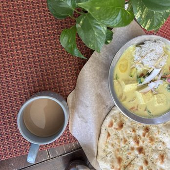 The Red Dot Vegetarian Kitchen - Curry + naan - Vegetarian Near Me - Frazier Park, California